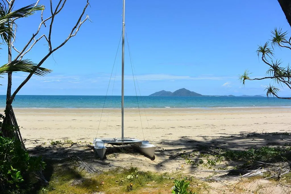 Pandanus Holiday Apartments Mission Beach