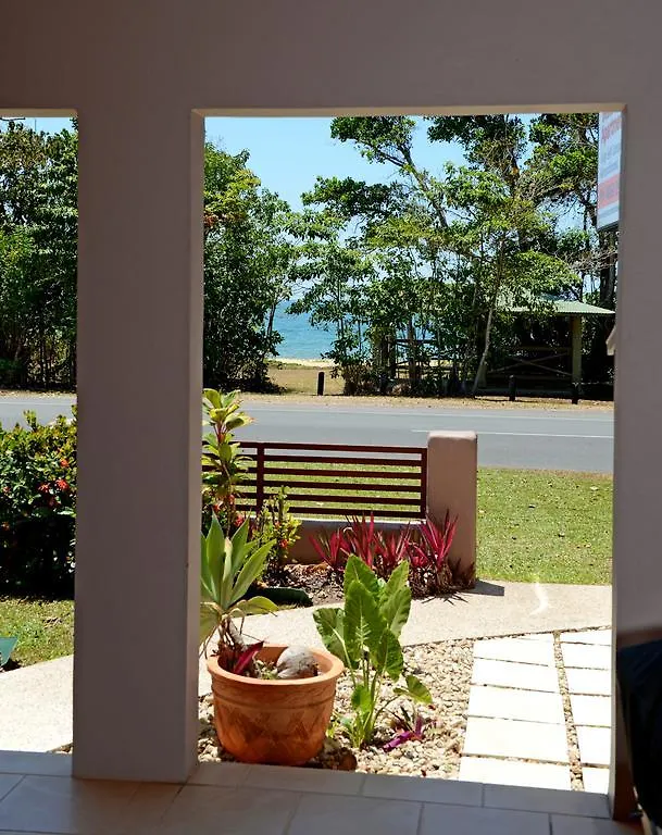 Pandanus Holiday Apartments Mission Beach